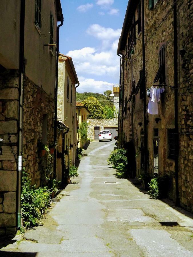 Centralissimo Nel Cuore Del Borgo Suvereto Buitenkant foto